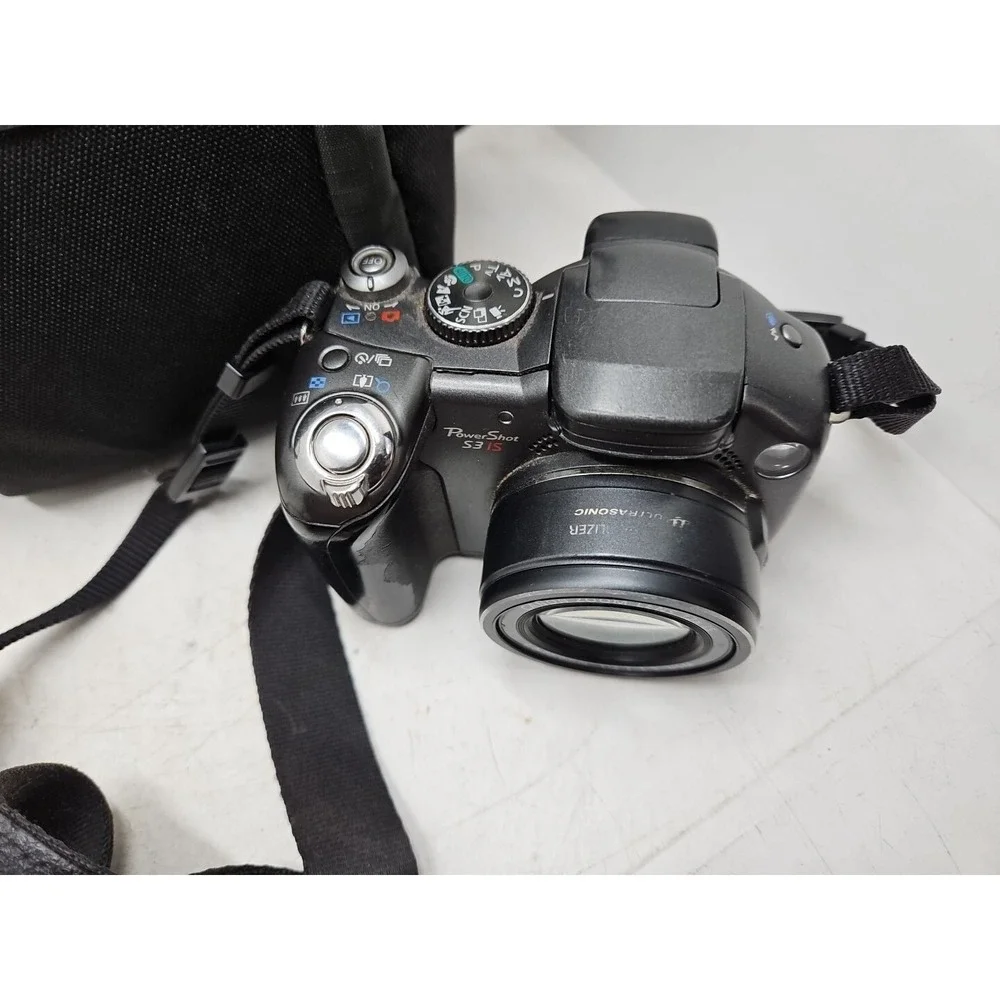 Canon PowerShot S3IS PC1192 Black Digital Camera 6.0 Mega Pixels FOR PARTS